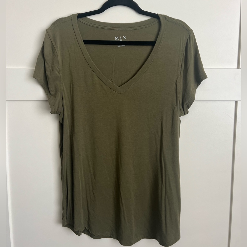 💛Buy Two, Get One💛 41 Hawthorn Army Green T Shirt